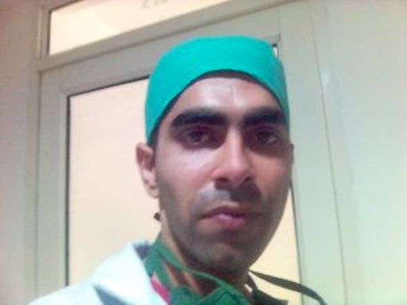 Dr Amit Munjal