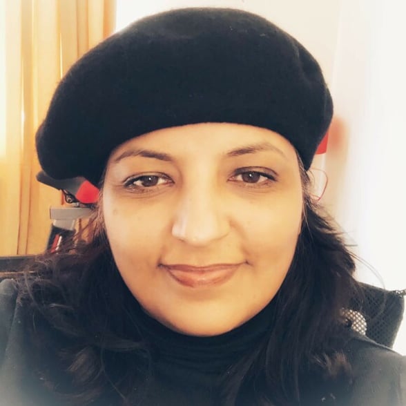 Dr Humaira