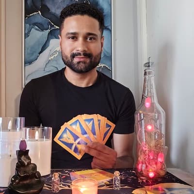 Soul Reader Santino