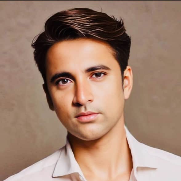 LOVE READINGS BY SAJ